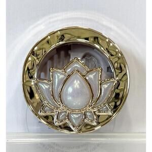Bath and Body Works Gold White Lotus Iridescent Pearl Car Vent Visor Clip Holder